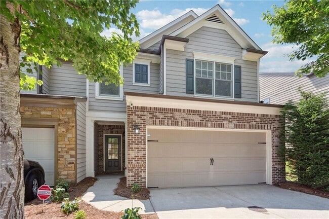 Photo - 655 Township Cir