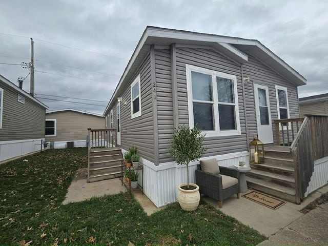 Building Photo - 241 Bunting Ln