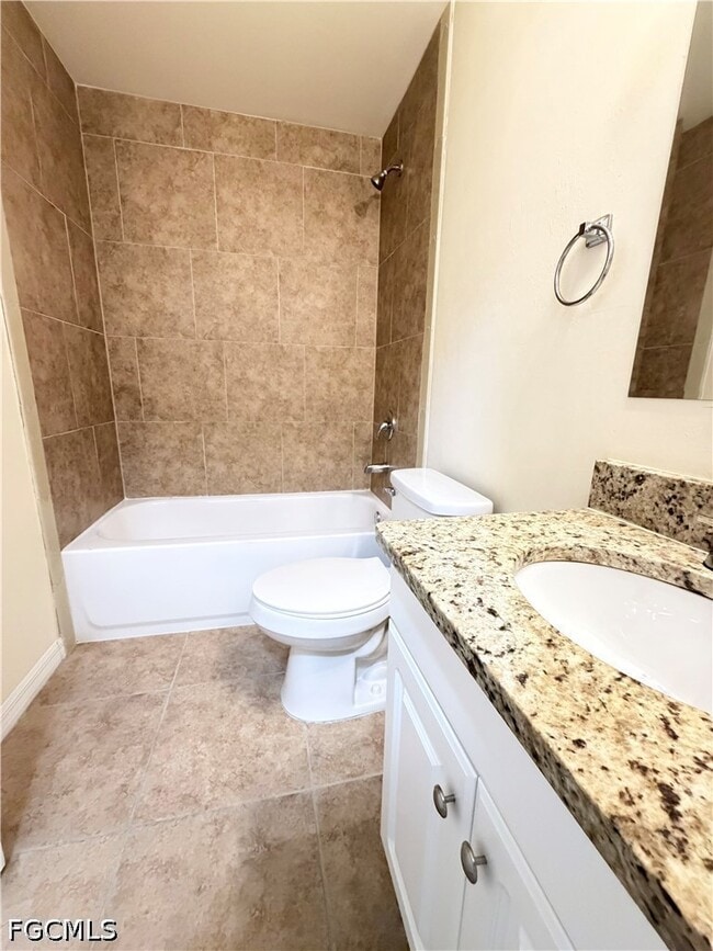 Photo - 717 SE 7th St