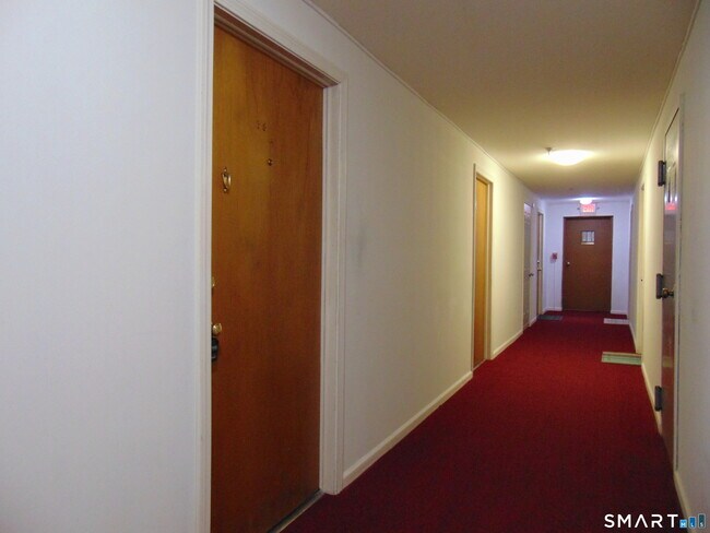 Photo - 87 Meadow St