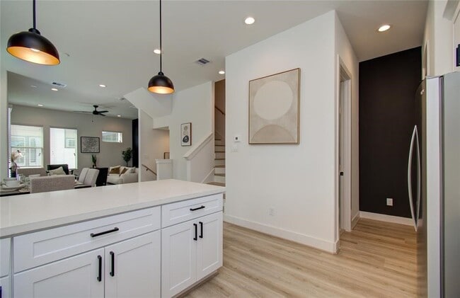 Photo - 2309 Eagle St