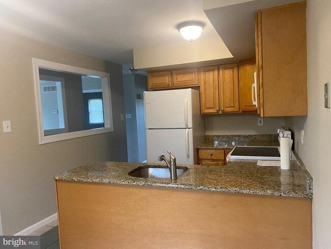 Building Photo - 286 Florence Dr Rental