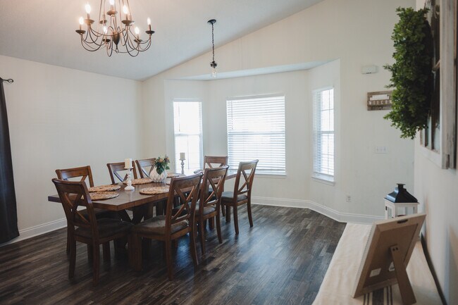 Photo - 762 Randall Roberts Rd