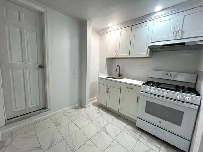 Photo - 119 Raritan Ave