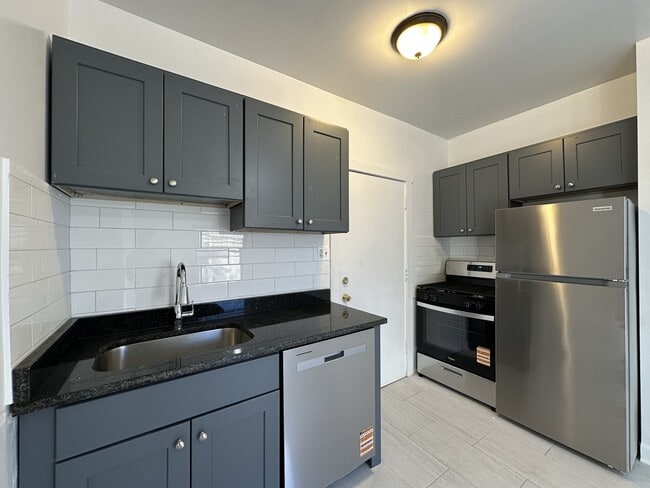 Photo - 1319.5 W Estes Ave Unit 32