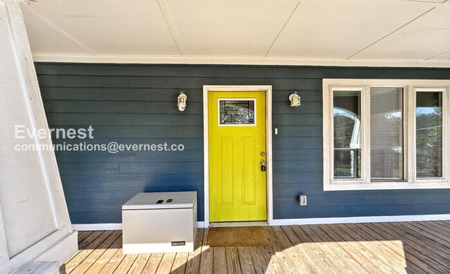 Photo - 217 N Sweetbriar Ave