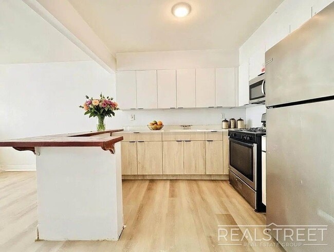 Photo - Decatur Street Unit 3