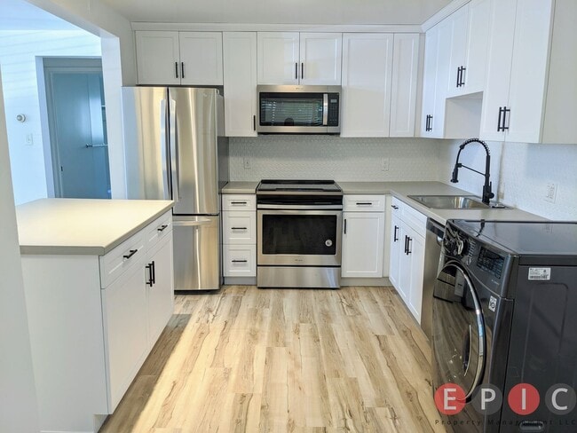 Photo - Executive 2 bedroom in the heart of sugarhouse Unit D