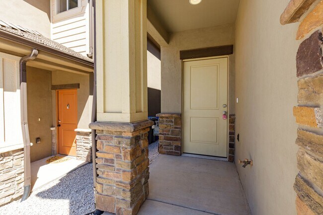 Photo - 4 bed | 2 1/2 bath | 2 car garage in Desert Canyon with washer/dryer/fridge!