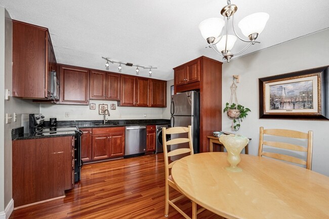 Photo - 2410 Skyline Dr Unit #11