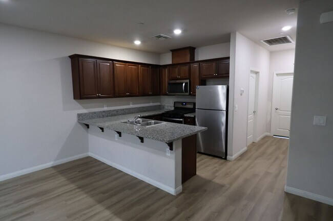 Northview Meadows Luxury Duplexes! - Northview Meadows Luxury Duplexes!