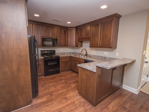 Photo - Minutes to Mazda/Toyota, Amazon, Polaris!!