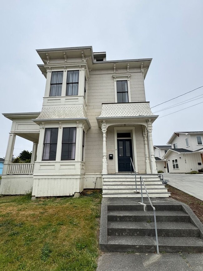 Photo - 1432 L St Apartment Unit A