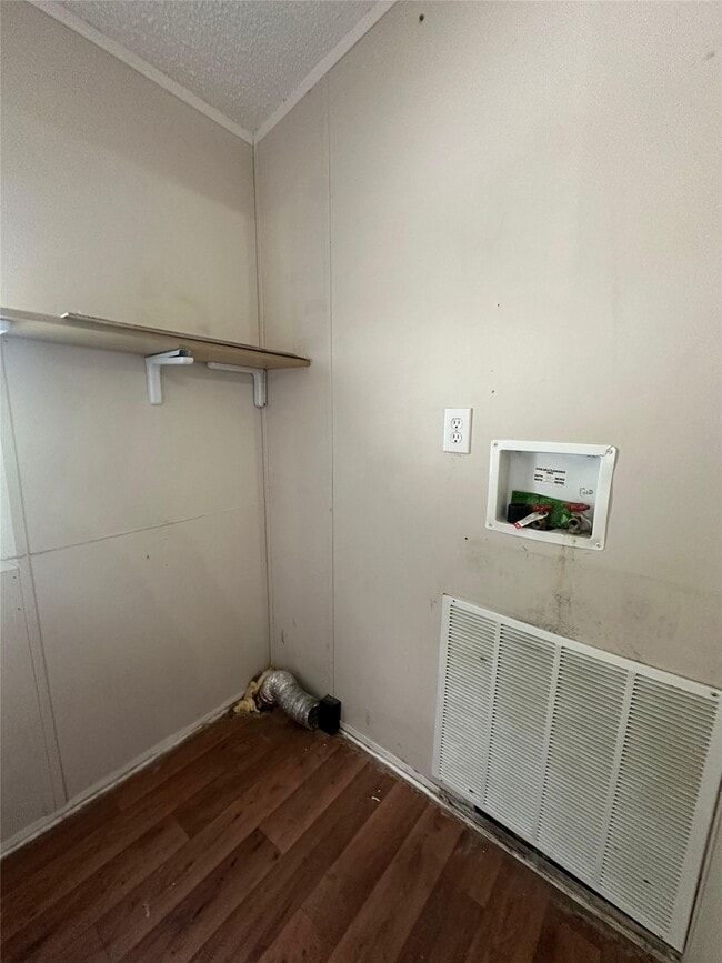 Building Photo - 13521 Ann Louise Rd