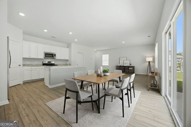 Photo - 111 Horned Owl Ave
