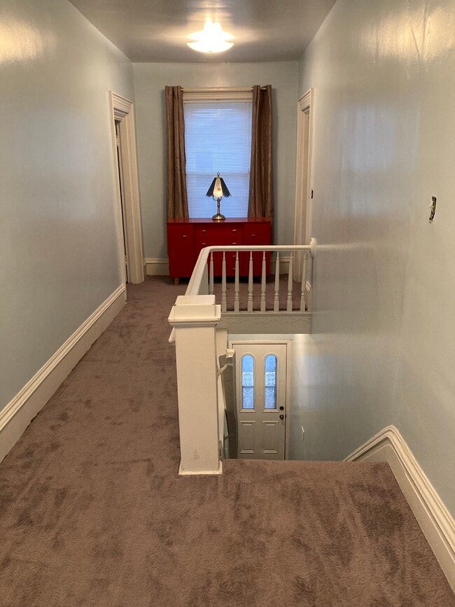Entry - 510 Main St Unit 510