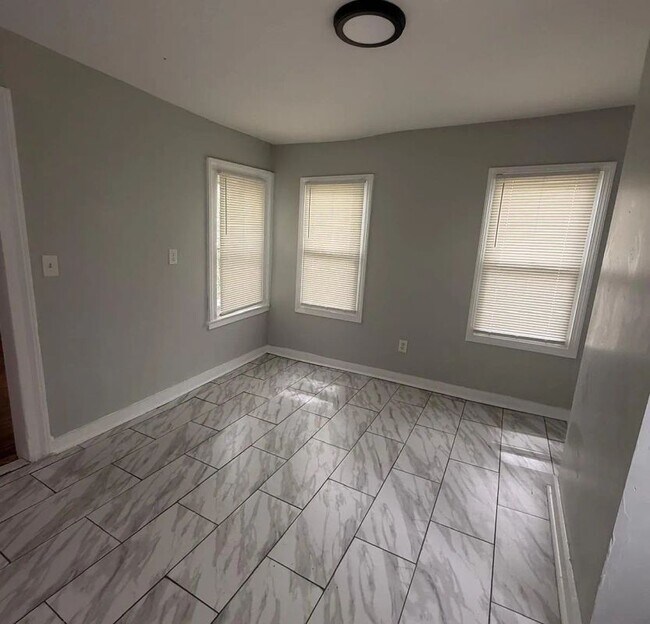 Photo - 32 Redfield St Unit #2