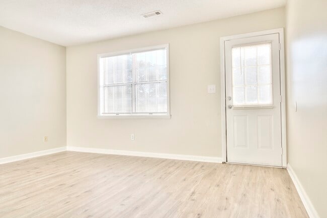 Photo - Clinton Place