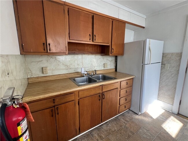 Photo - 10 Columbia St