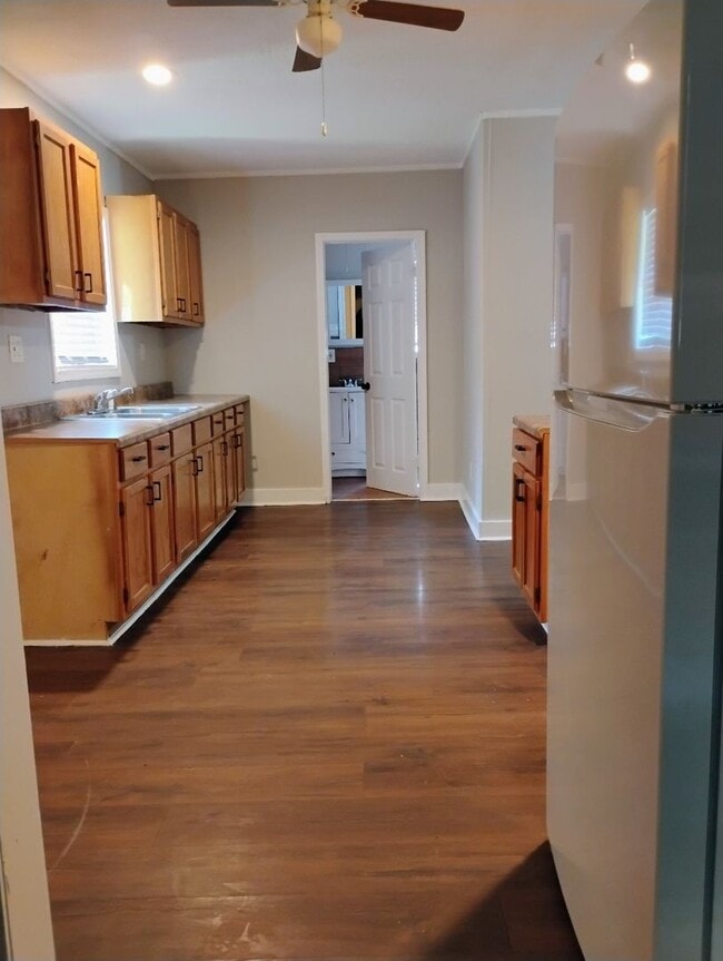 Photo - 1347 E Trigg Ave