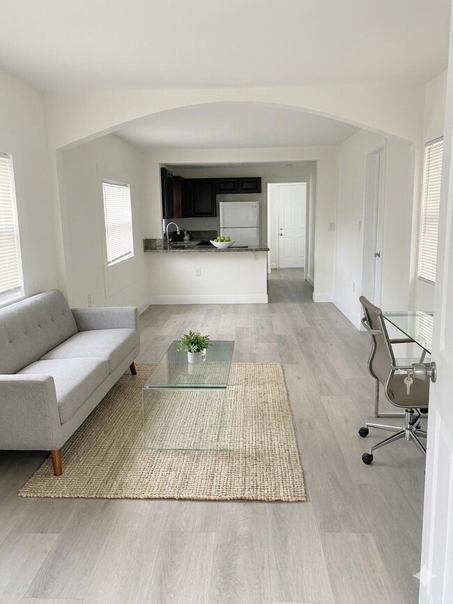 Photo - 1527 NW 63rd St