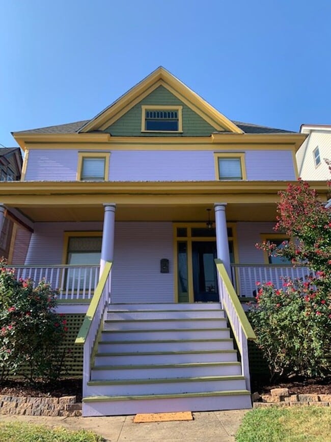Spacious 3 BR home in Old SW, close to YMC... - Spacious 3 BR home in Old SW, close to YMC...