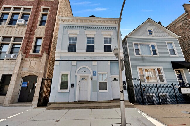Photo - 2219 W 18th Pl House