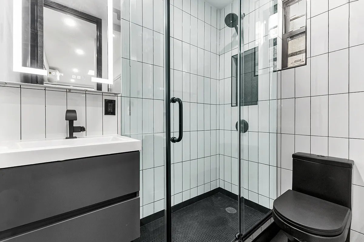 Photo - W 52ND ST. Unit 12E