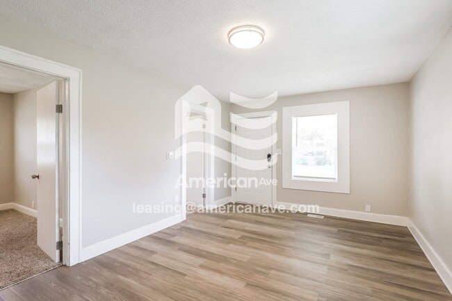 Photo - 2126 Dequincy St