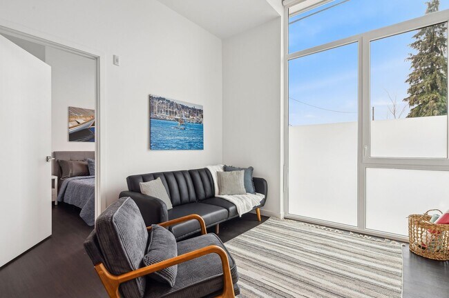 Photo - 3150 Fairview Ave E Unit 103