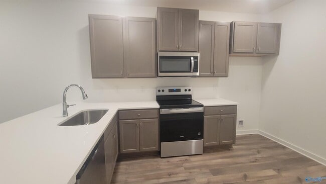 Photo - 7597 Discovery Pt Dr NW