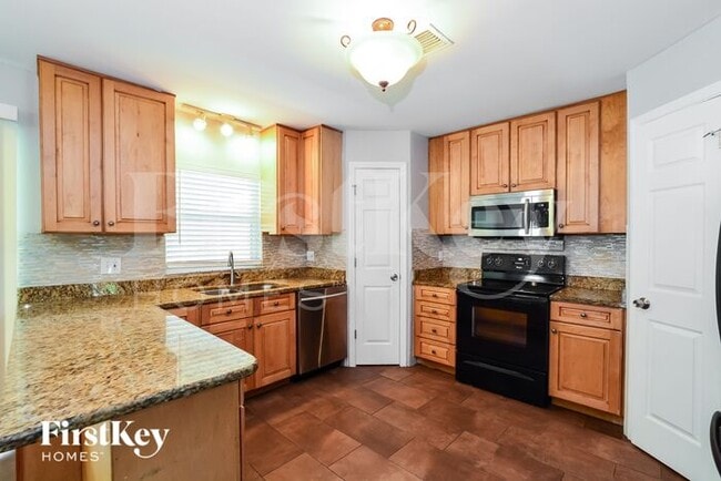 Photo - 4230 Iveyglen Ave