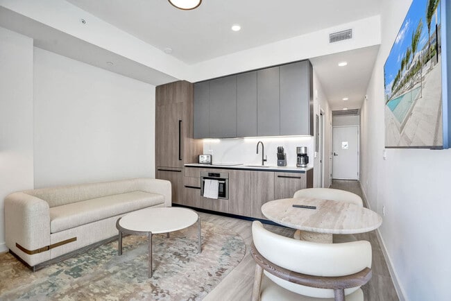 Building Photo - 580 72nd St Rental