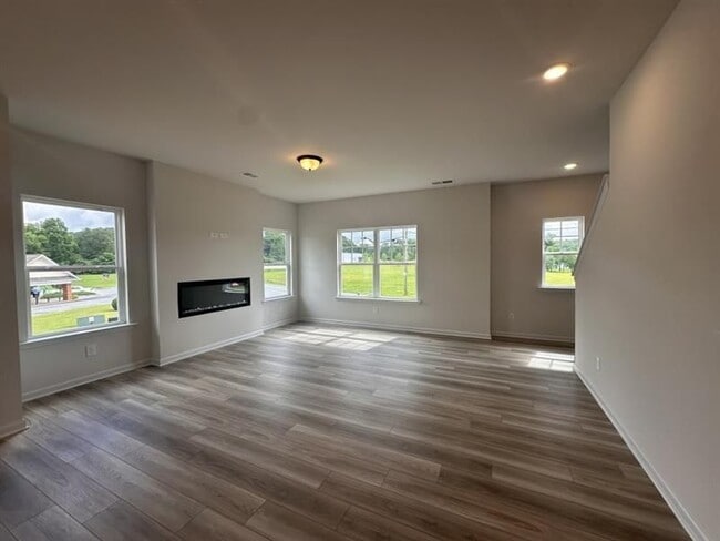 Photo - 59 Professional Pl