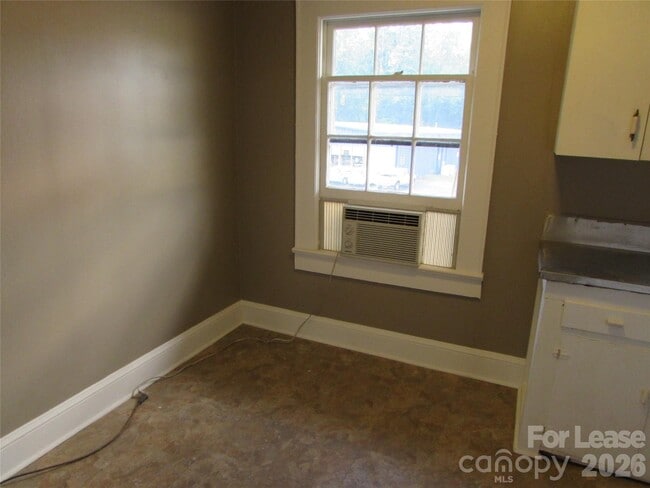 214 Salisbury Rd Unit A