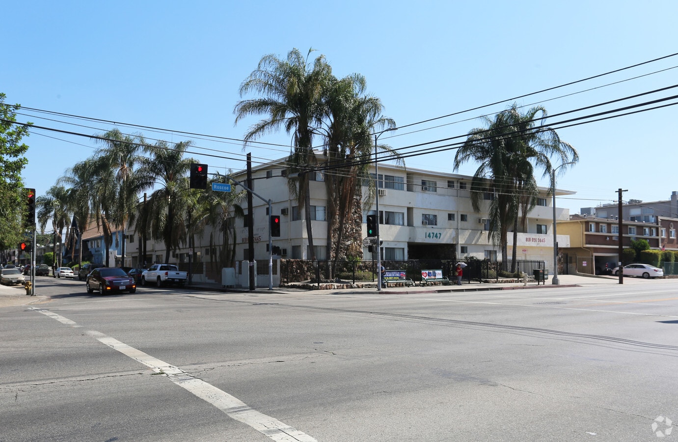 Building - Villa Lorraine Apartments