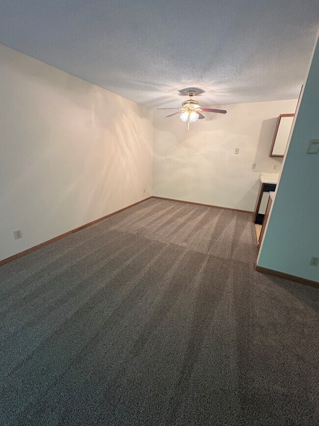 Shorewood Place Apartments
