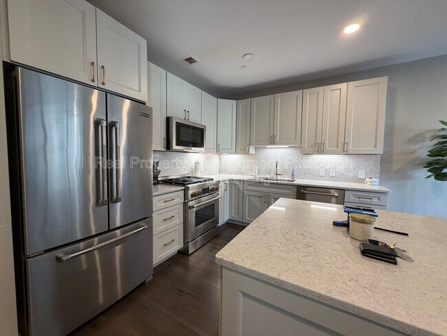 Photo - 350 Oliver Ave Unit 905