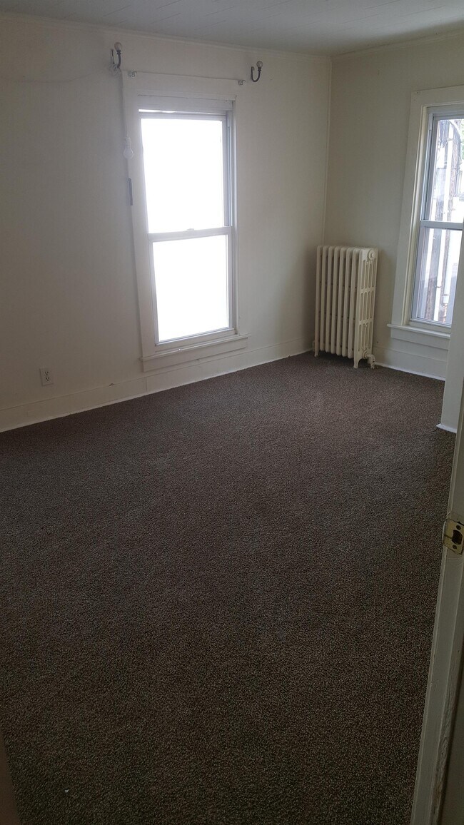 108 Fayette St
