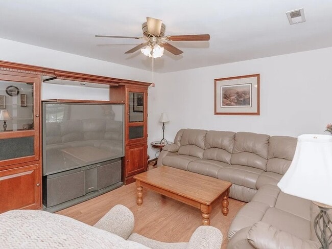 Photo - 6497 Brooking Ct