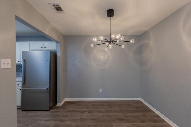 Photo - 317 Rawhide Loop