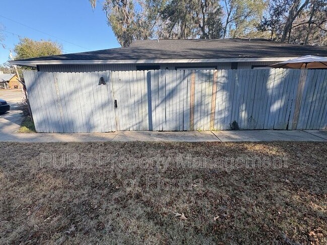 Photo - 2040 SE 40th Street Rd