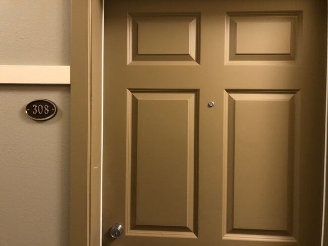 Photo - Fairhaven Harris Square Studio Condo For Rent in Historic Fairhaven