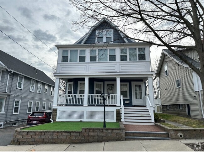Building Photo - 49 Bates Ave Rental