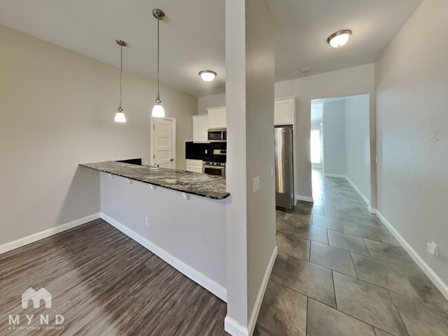 Photo - 1019 Merlin Dr