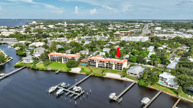 Building Photo - 624 SW St Lucie Crescent Unit 308 Rental