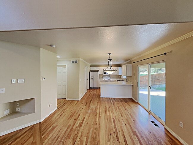 Photo - 10379 Ravenswood Way