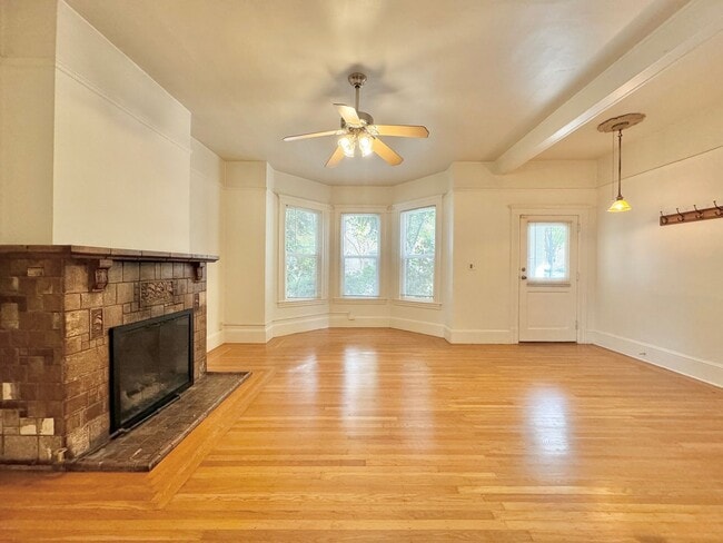 Photo - 2608-2610 I Street Unit 2608