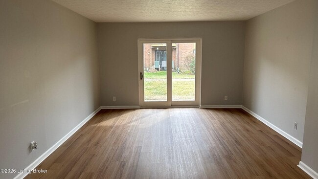 Photo - 7008 Wildwood Cir