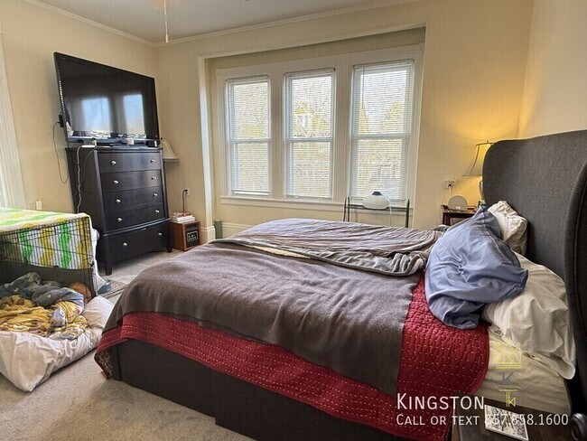 Photo - 163 Babcock St Unidad 2R